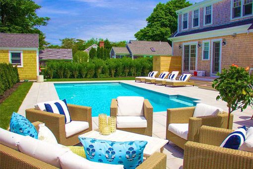 Residential swimming pool builder New England